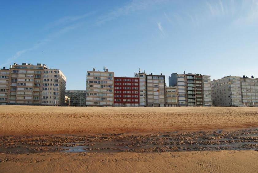 Modern Appartement Op De Zeedijk Met 2 Slaapkamers Te Oostende Dış mekan fotoğraf